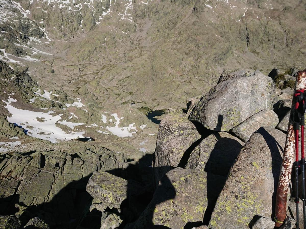 Cara Norte De Gredos Hoyos del Espino Luaran gambar