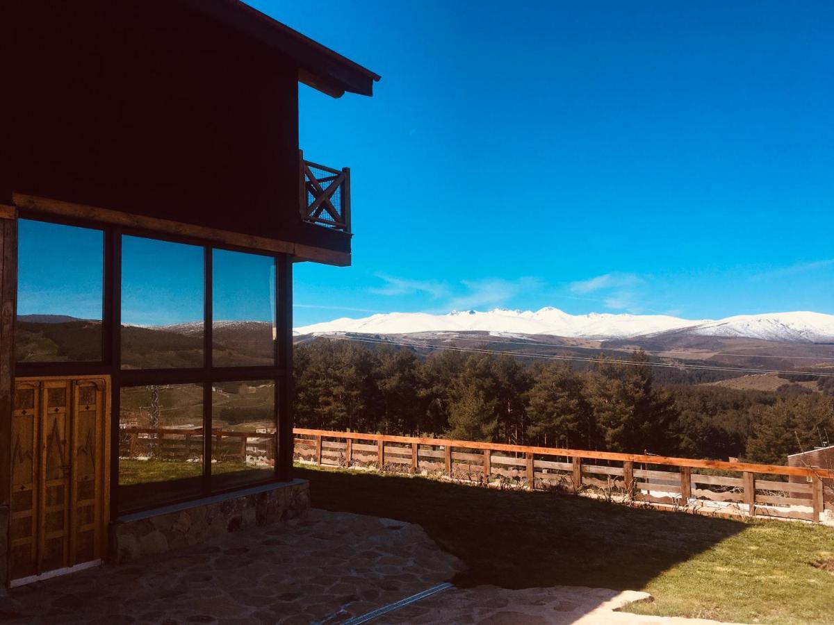 Cara Norte De Gredos Hoyos del Espino Luaran gambar